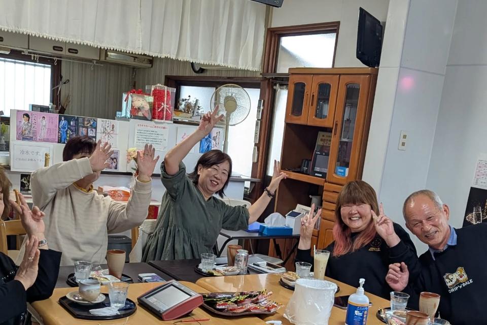 にぎわっている様子